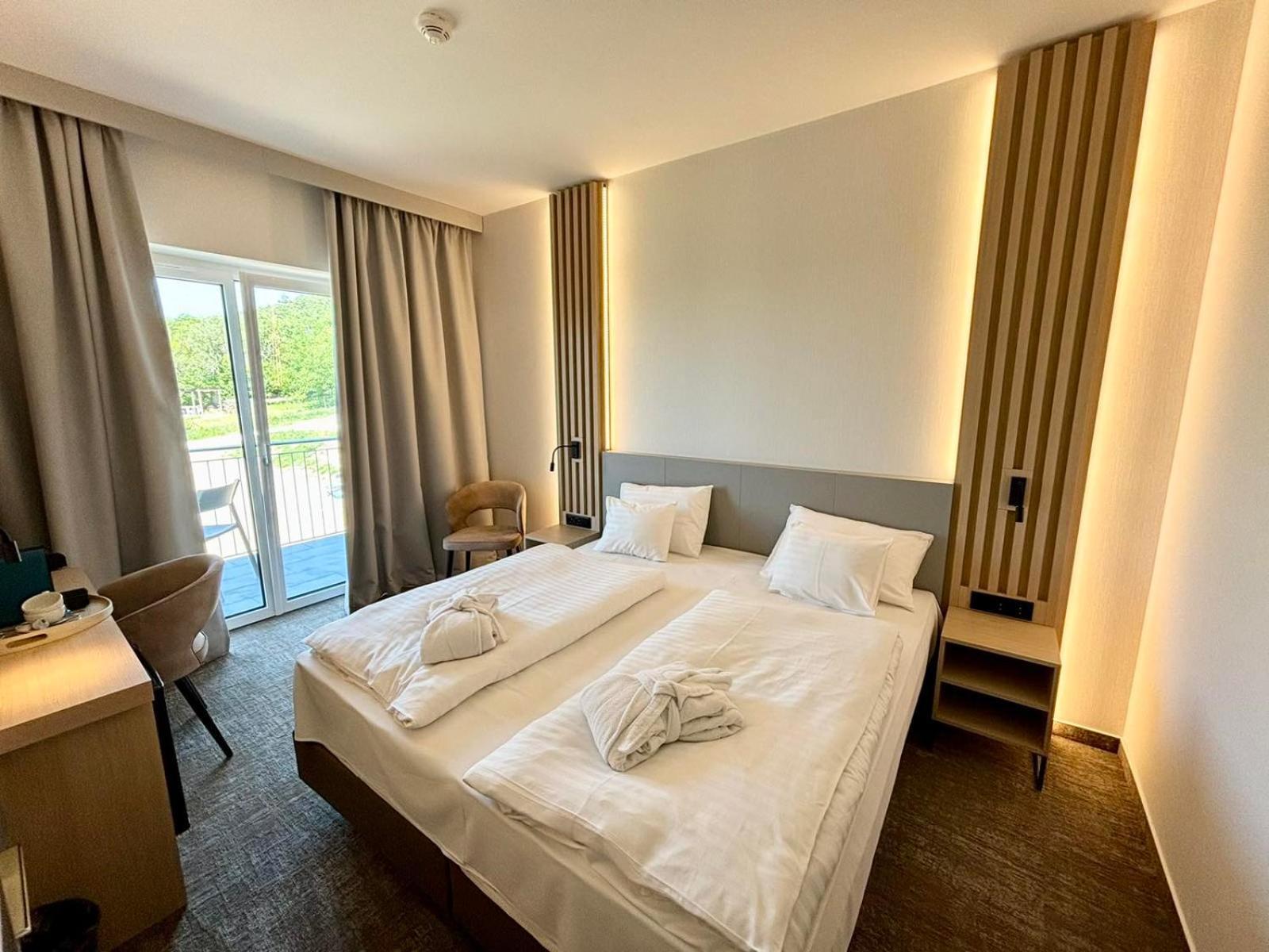 Zenit Wellness Hotel Balaton Vonyarcvashegy Zewnętrze zdjęcie