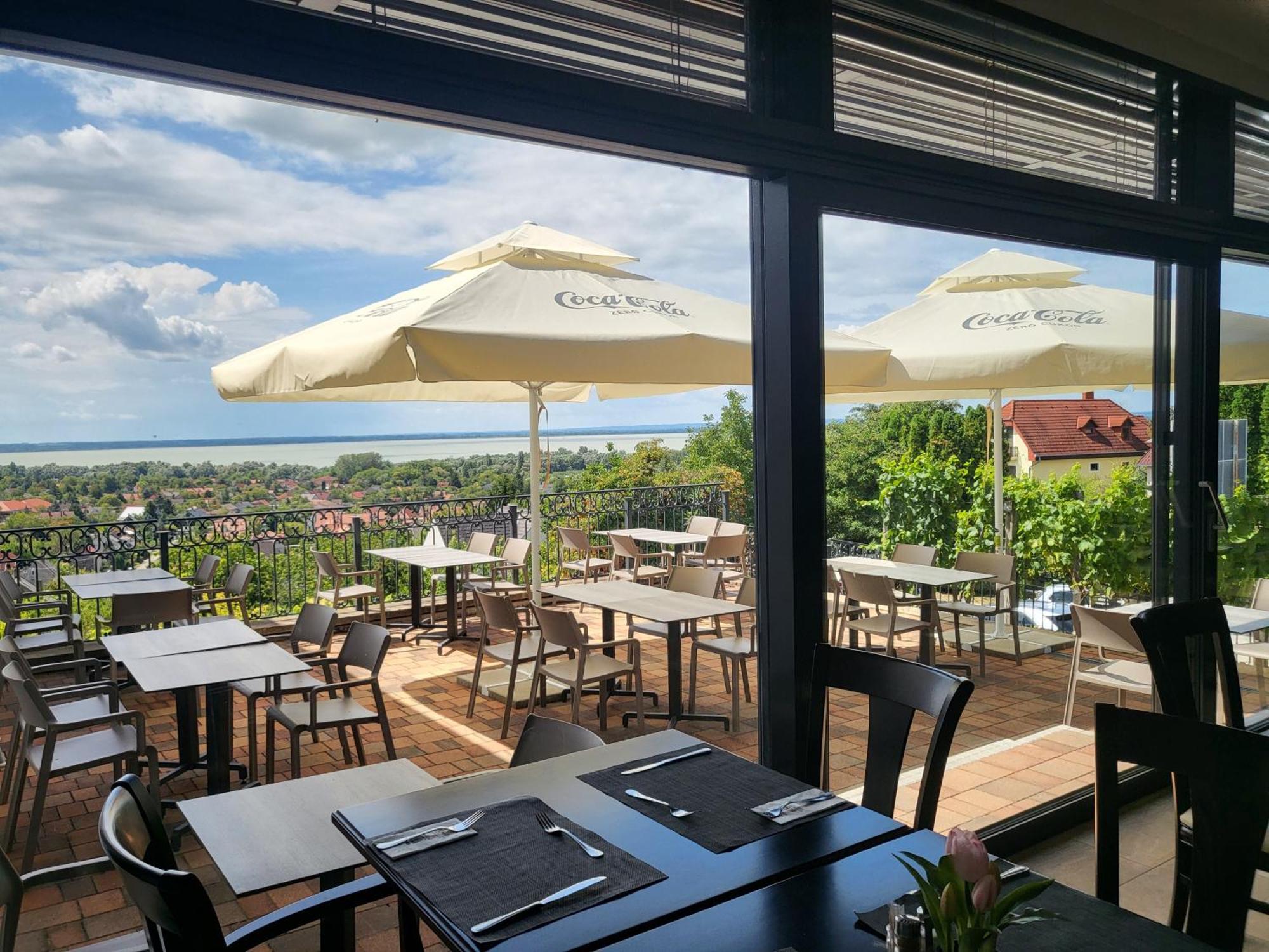 Zenit Wellness Hotel Balaton Vonyarcvashegy Zewnętrze zdjęcie