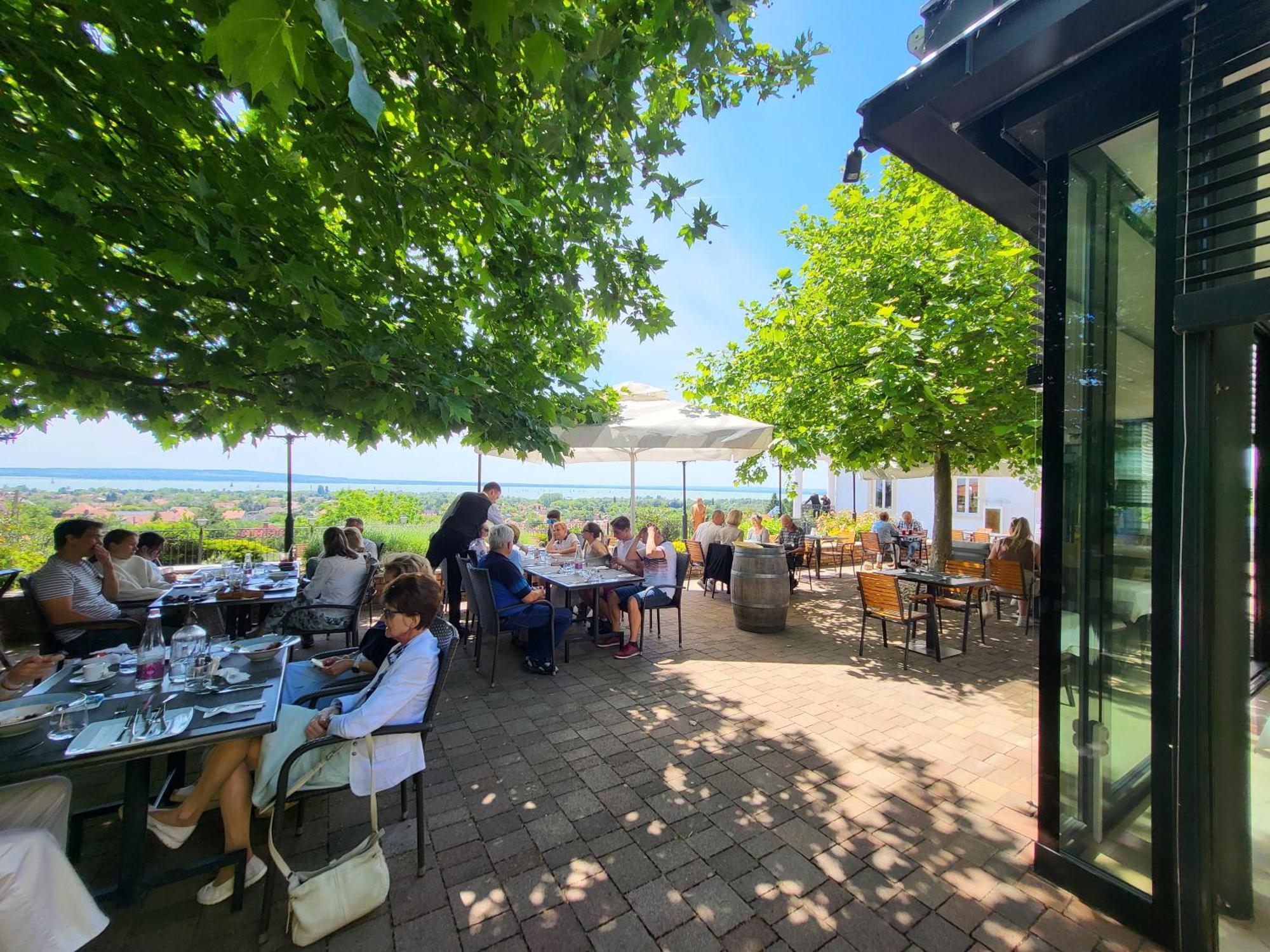 Zenit Wellness Hotel Balaton Vonyarcvashegy Zewnętrze zdjęcie